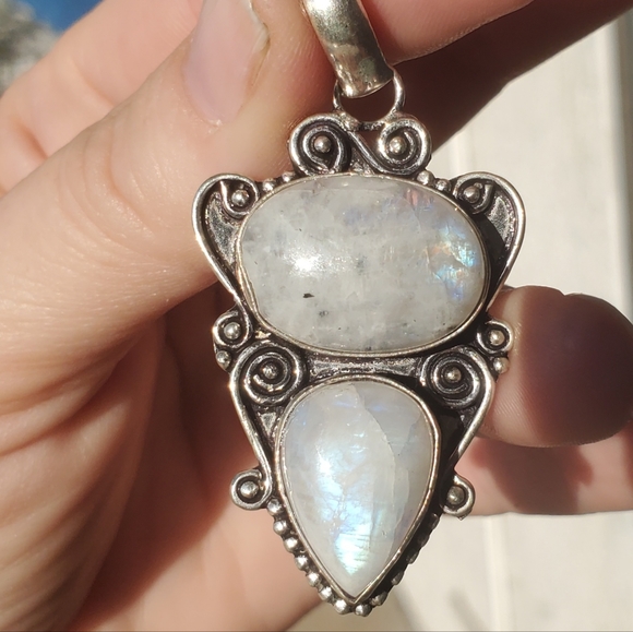 New Rainbow Moonstone 925 Silver Pendant. - Picture 12 of 16